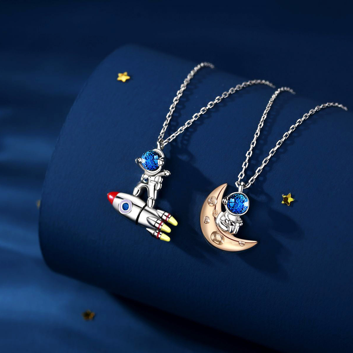 Magnetic Couple Necklace, Astronaut Matching Necklaces for Couples